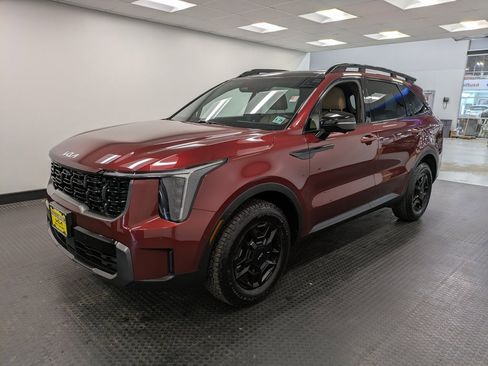 Certified 2024 Kia Sorento SX Prestige w/ Olive Brown Leather Package image 1