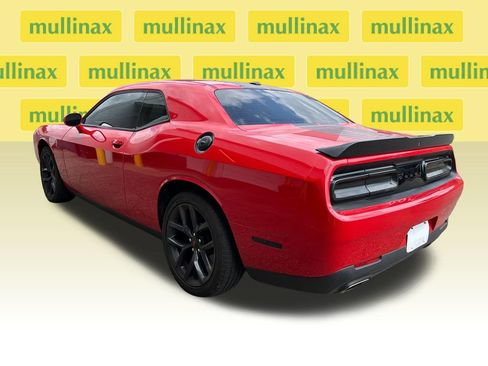 Used 2020 Dodge Challenger SXT w/ Blacktop Package image 3