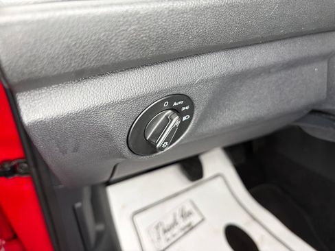 Used 2019 Volkswagen Jetta S FWD image 15