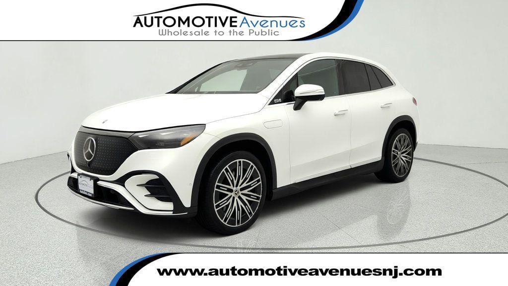 Used 2023 Mercedes-Benz EQE 350+ 4MATIC SUV w/ Pinnacle Trim Package image 1