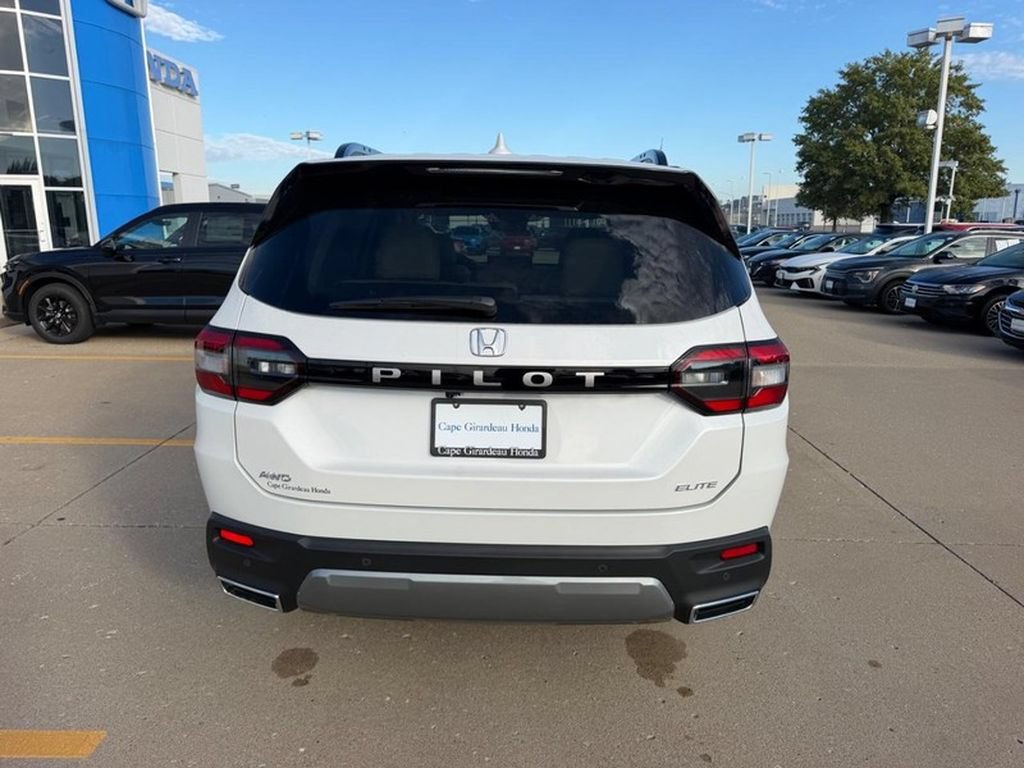 New 2026 Honda Pilot Elite image 3