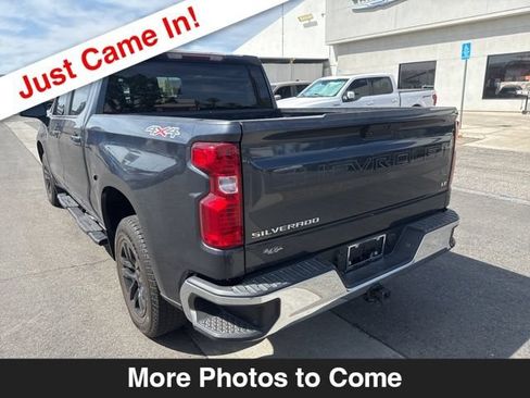Used 2021 Chevrolet Silverado 1500 LT AWD/4WD image 3