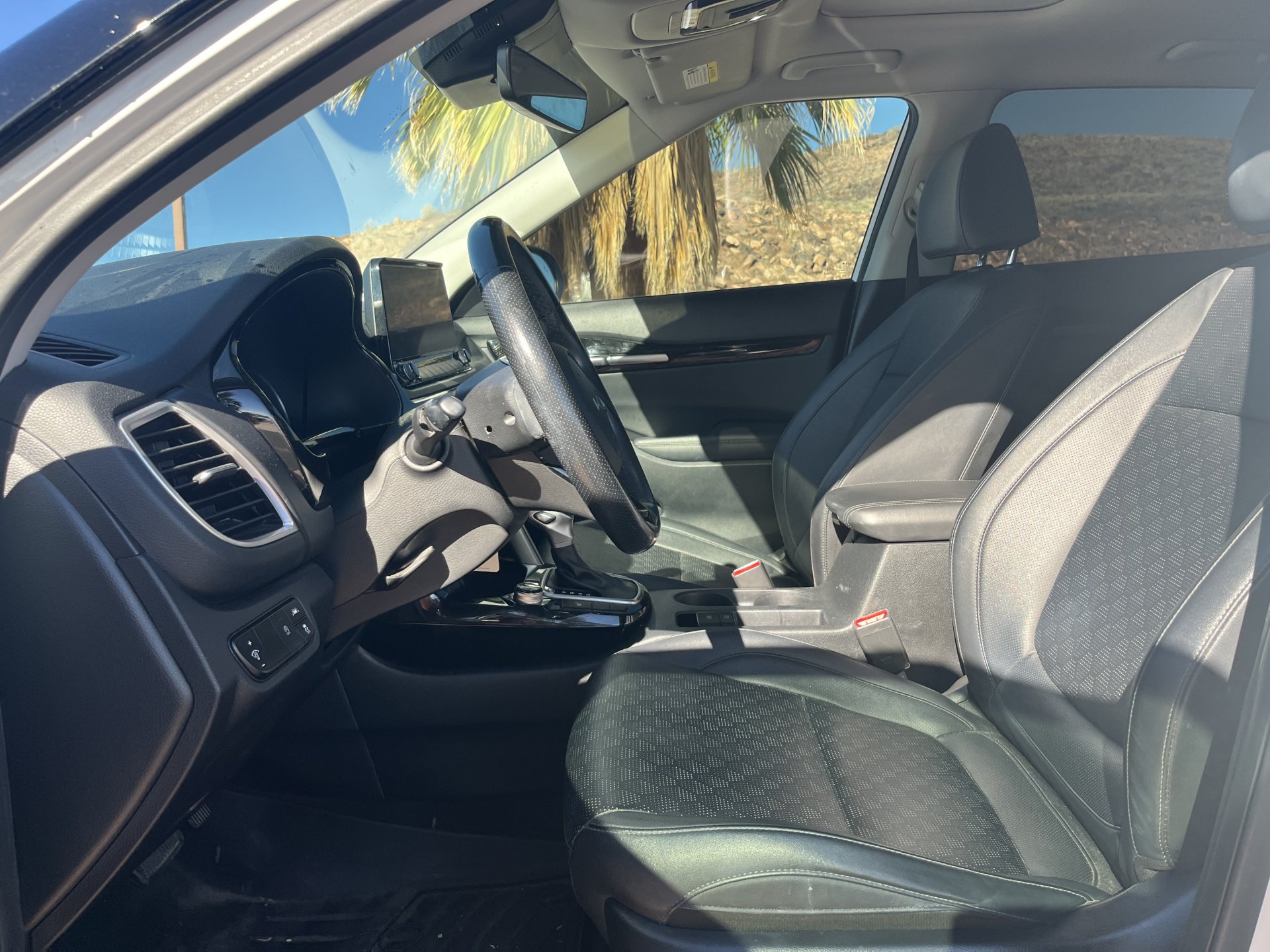 Used 2022 Kia Seltos SX w/ Sunroof Package AWD/4WD image 6