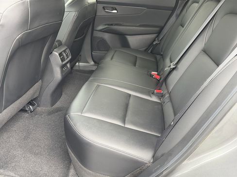 Certified 2025 Nissan Murano SV FWD image 13