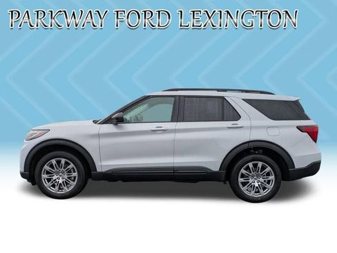 New 2026 Ford Explorer Active w/ Active Comfort Package image 8