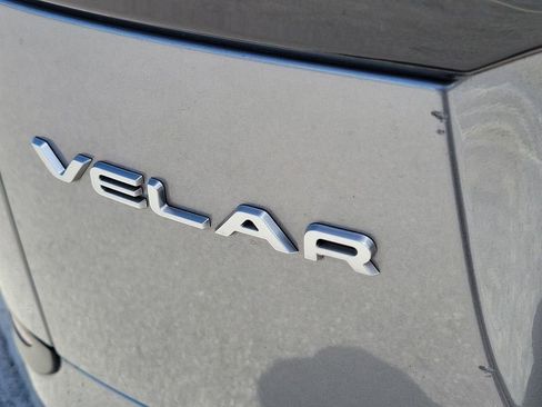 Used 2023 Land Rover Range Rover Velar S AWD/4WD image 10