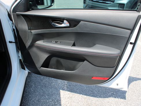 Used 2023 Kia Forte GT w/ GT2 Package FWD image 16
