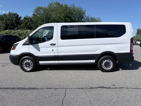 Used 2019 Ford Transit 150 XL RWD image 3