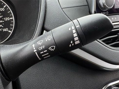 Used 2019 Nissan Altima 2.5 SV image 22