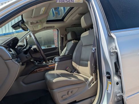 Used 2017 Chevrolet Tahoe Premier AWD/4WD image 10
