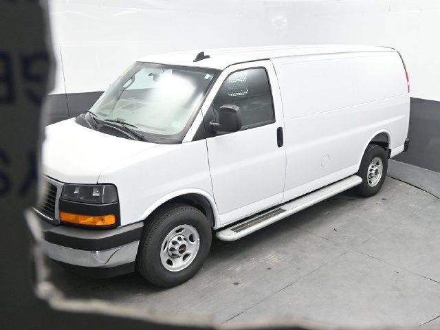 Used 2025 GMC Savana 2500 w/ Driver Convenience Package RWD image 31