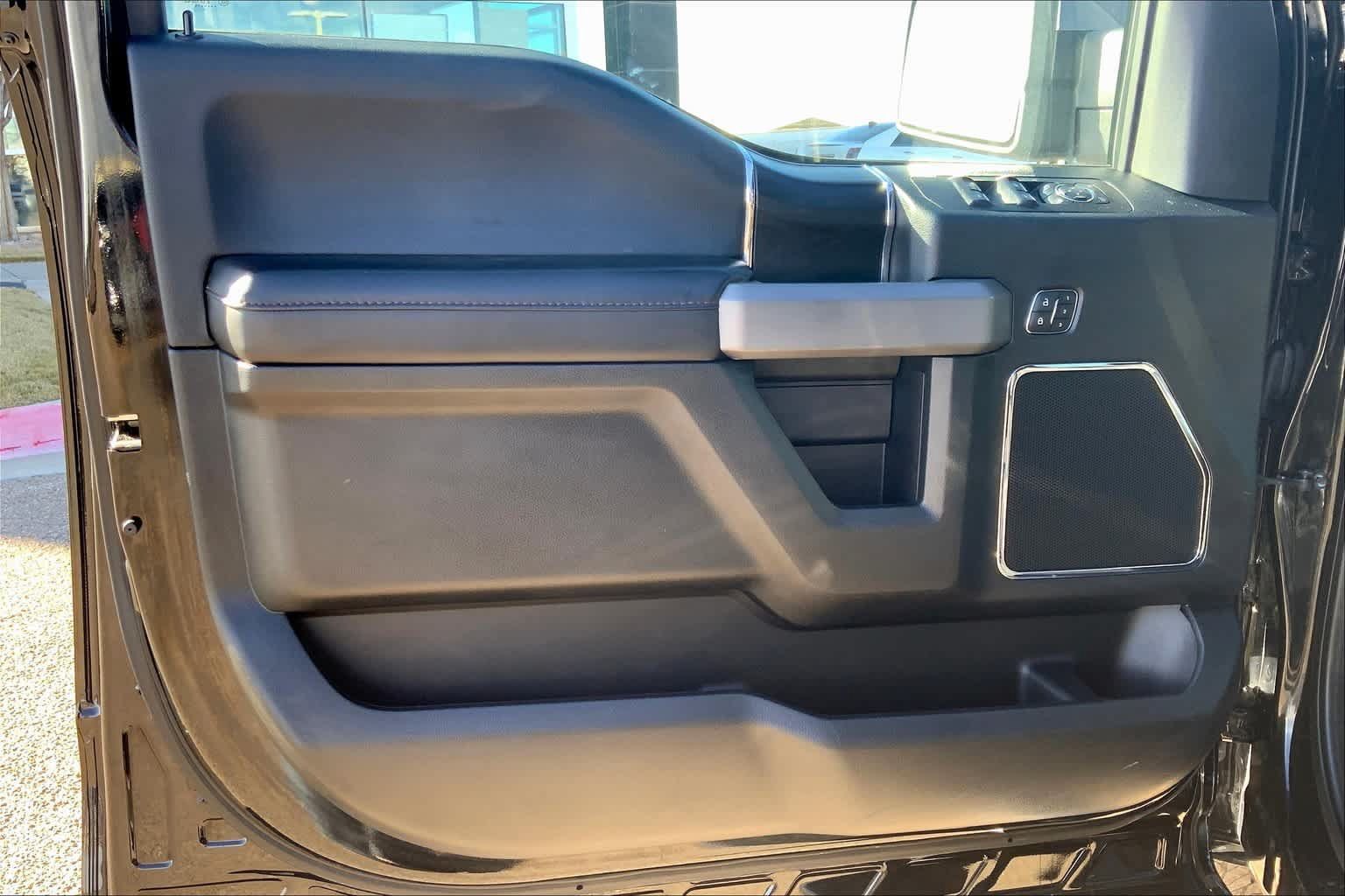 Used 2019 Ford F150 Platinum AWD/4WD image 21