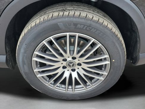 Used 2026 Mercedes-Benz GLC 300 image 33