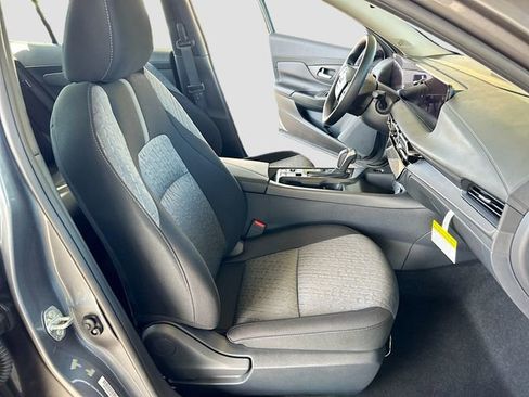 New 2026 Nissan Sentra SV w/ Floor Mat Package FWD image 20