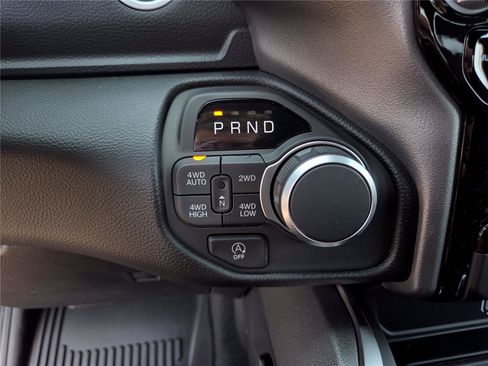 New 2026 RAM 1500 Big Horn AWD/4WD image 25