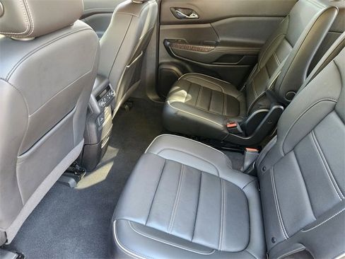 Used 2023 GMC Acadia Denali w/ Black Diamond Edition image 30