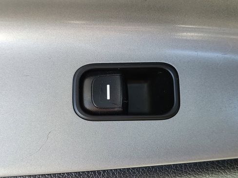 Used 2018 Kia Niro LX FWD image 17