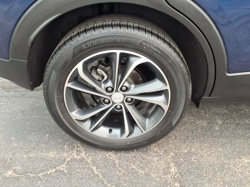 Certified 2023 Buick Encore GX Select FWD image 9