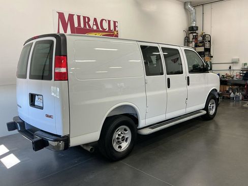 Used 2025 GMC Savana 2500 w/ Driver Convenience Package RWD image 7
