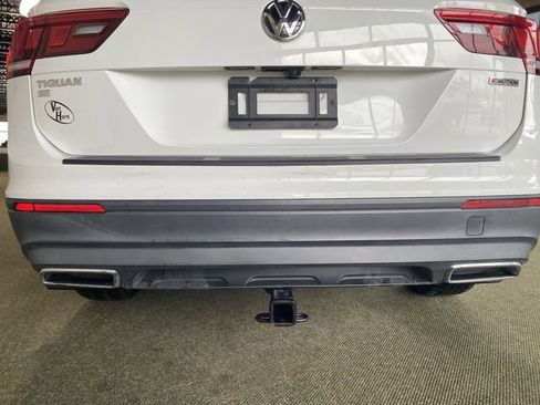 Used 2019 Volkswagen Tiguan SE w/ Panoramic Sunroof Package image 34