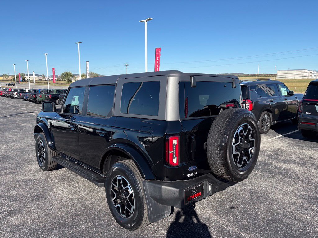 Used 2024 Ford Bronco Outer Banks AWD/4WD image 5