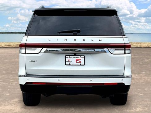 Used 2022 Lincoln Navigator Black Label AWD/4WD image 5