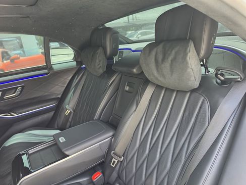 Used 2024 Mercedes-Benz S 63 AMG S w/ Carbon Fiber Exterior Package image 13