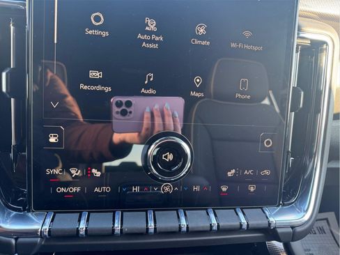 New 2026 GMC Yukon Elevation w/ LPO, Floor Liner Package image 23