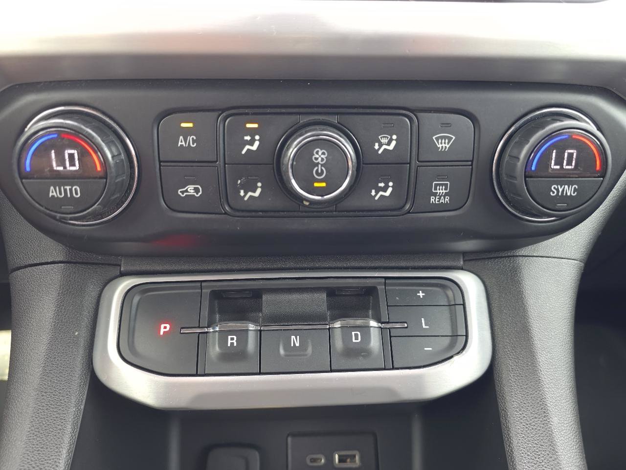 Used 2020 GMC Acadia SLE w/ Driver Convenience Package AWD/4WD image 38