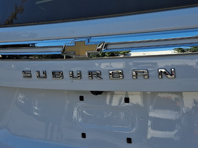 Used 2023 Chevrolet Suburban Premier RWD image 31