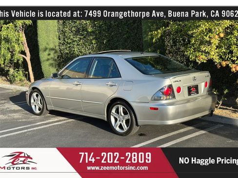 Used 2004 Lexus IS 300 w/ Pwr & Alcantara Pkg RWD image 9