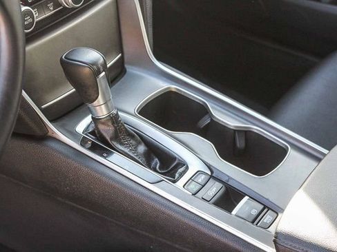 Used 2022 Honda Accord Sport image 24