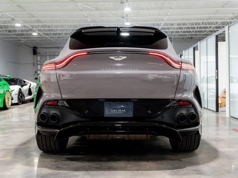 Used 2023 Aston Martin DBX 707 AWD/4WD image 10