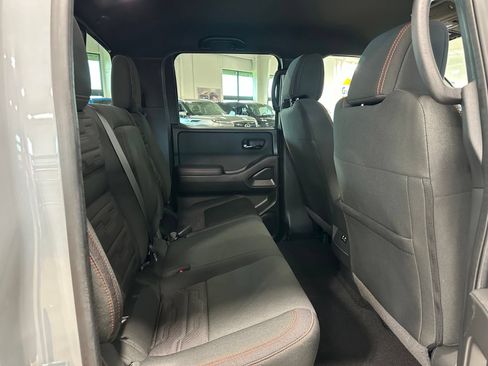 Used 2024 Nissan Frontier PRO-4X w/ Off-Road Protection Package AWD/4WD image 39