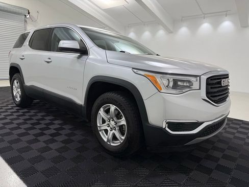 Used 2019 GMC Acadia SLE FWD image 1