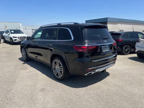 New 2025 Mercedes-Benz GLS 450 4MATIC image 3