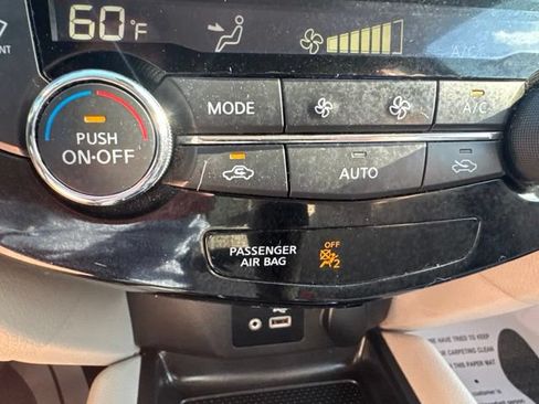 Used 2020 Nissan Rogue Sport SV FWD image 27