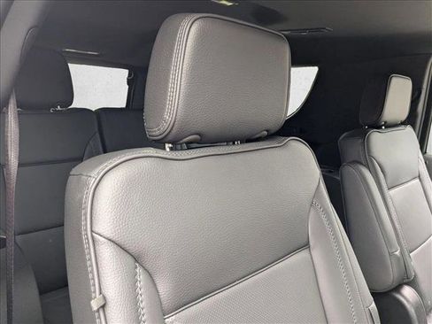 Used 2025 GMC Yukon XL Denali w/ Denali Reserve Package image 20