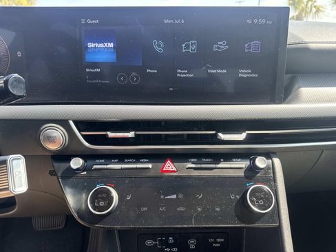 Used 2025 Hyundai Sonata SEL FWD image 25