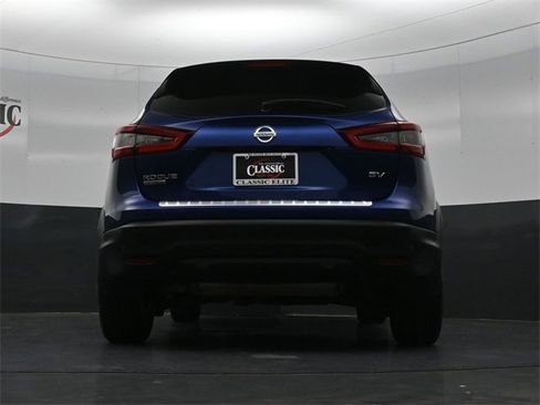 Used 2020 Nissan Rogue Sport SV w/ Technology Package image 29