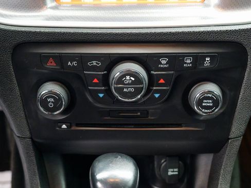 Used 2013 Dodge Charger R/T image 45