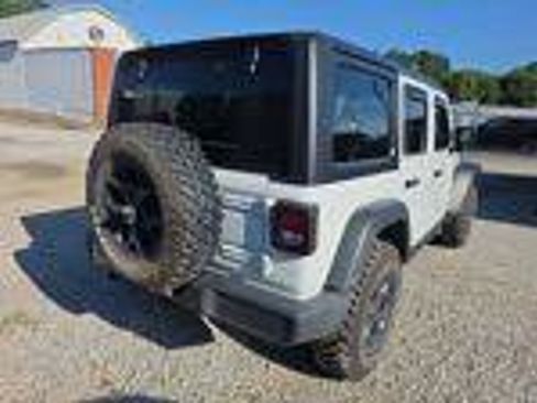 Used 2021 Jeep Wrangler Unlimited Sport AWD/4WD image 13