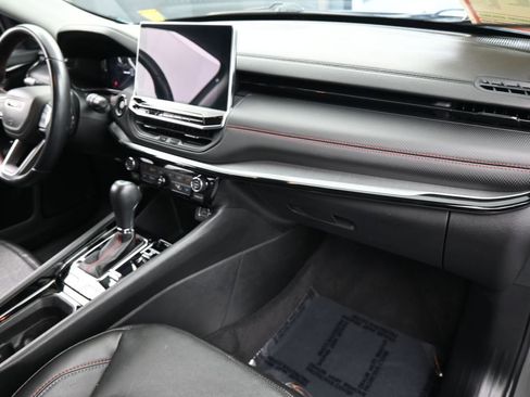 Used 2022 Jeep Compass Trailhawk w/ Trailhawk Elite Group image 40