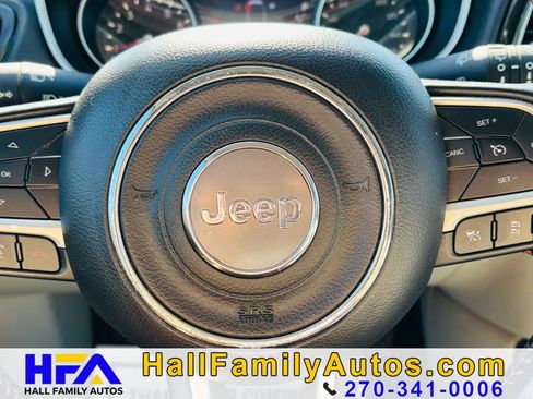 Used 2021 Jeep Compass Limited AWD/4WD image 14