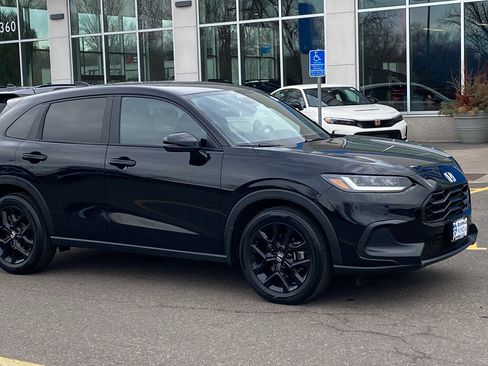 Certified 2024 Honda HR-V Sport image 1