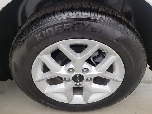 Used 2025 Kia Soul LX w/ LX Technology Package image 31