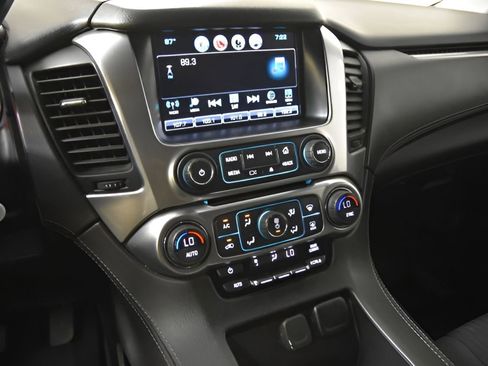 Used 2019 Chevrolet Tahoe LS RWD image 23