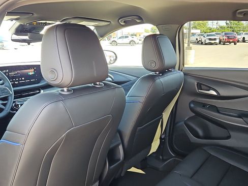 New 2026 Buick Envista Sport Touring w/ Convenience I Package FWD image 9