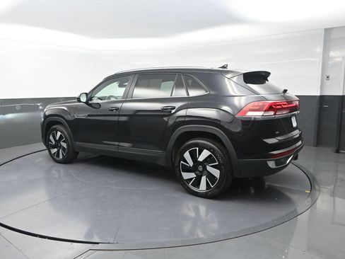 Used 2026 Volkswagen Atlas Cross Sport SE AWD/4WD image 8