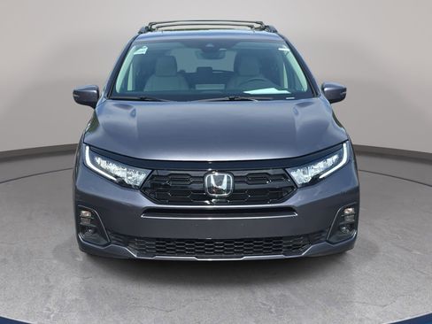 New 2026 Honda Odyssey Touring image 2